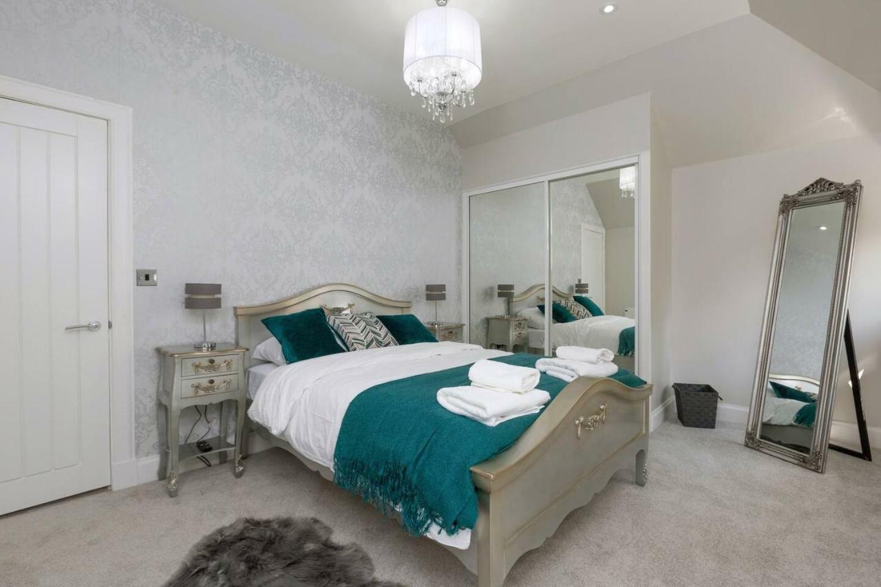 Altido Main Door Entrance Private Courtyard Apartment On The Park Edinburgh Bagian luar foto