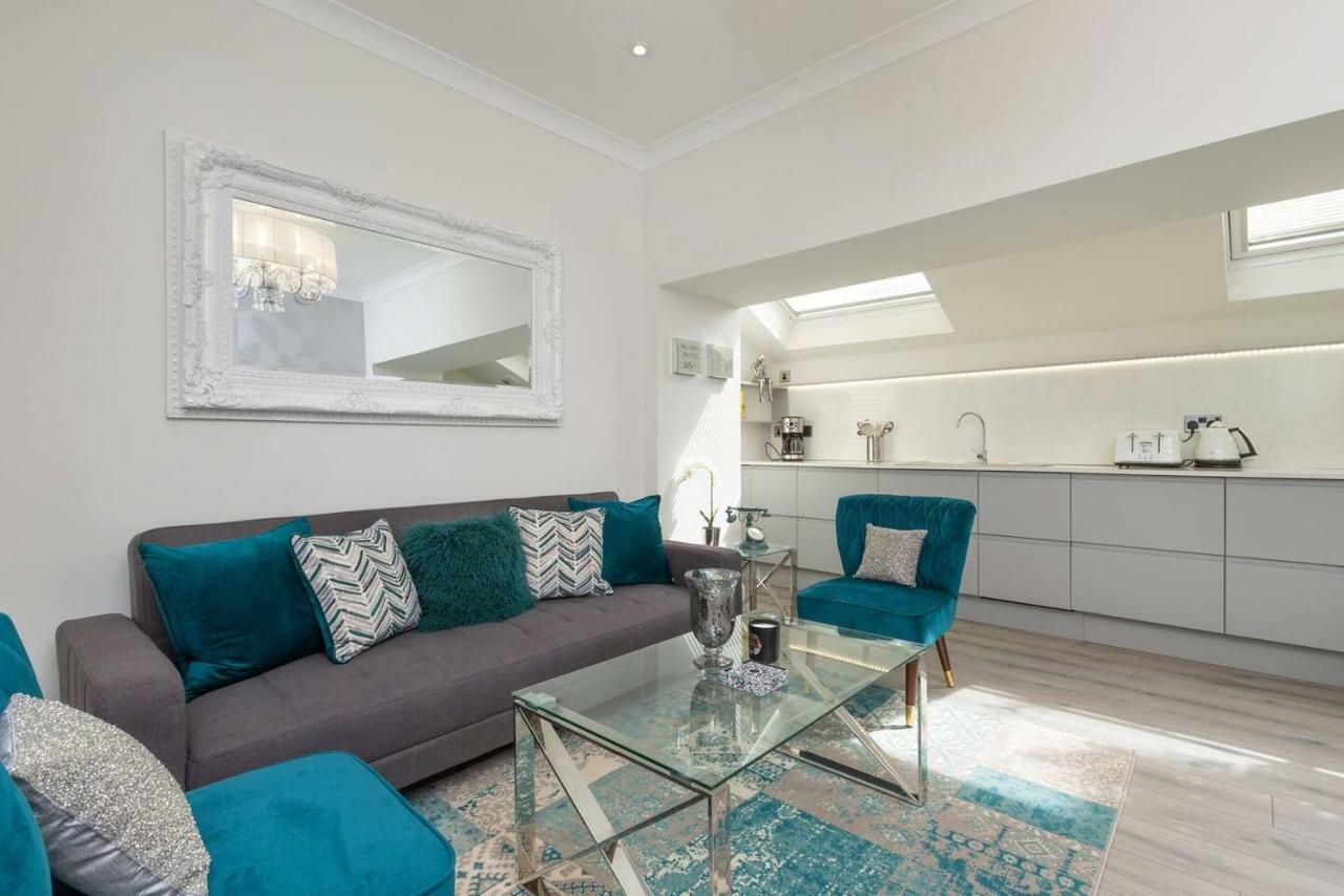 Altido Main Door Entrance Private Courtyard Apartment On The Park Edinburgh Bagian luar foto